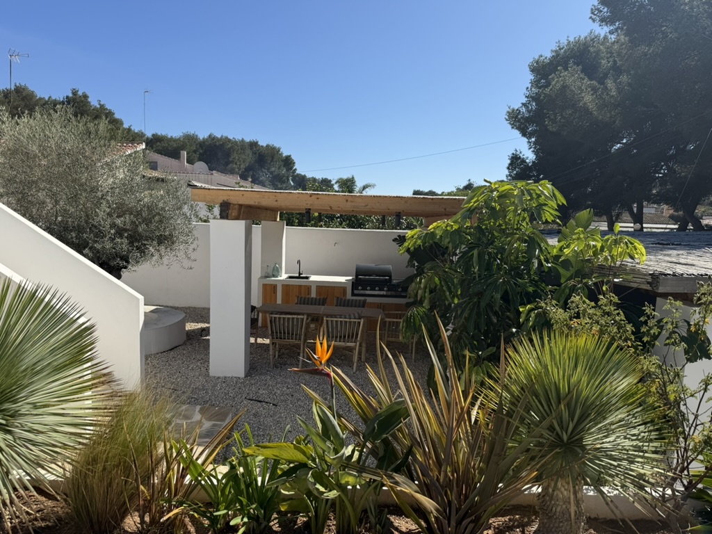 Outdoor kitchen 5