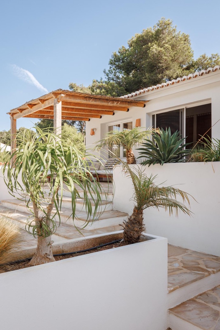 Villa & pool 6