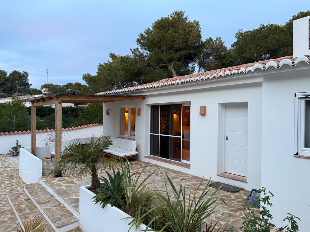 Villa & pool 21